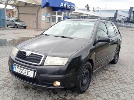 Чорний Шкода Фабія, об'ємом двигуна 2 л та пробігом 386 тис. км за 4994 $, фото 1 на Automoto.ua