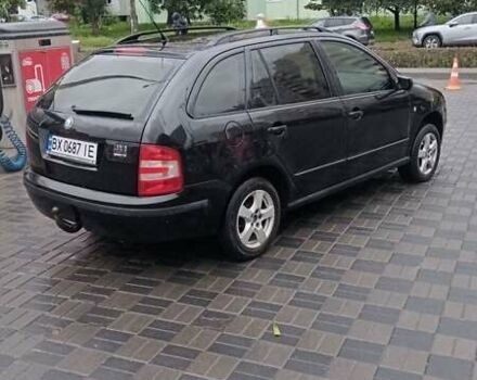 Черный Шкода Фабия, объемом двигателя 1.42 л и пробегом 385 тыс. км за 3500 $, фото 1 на Automoto.ua