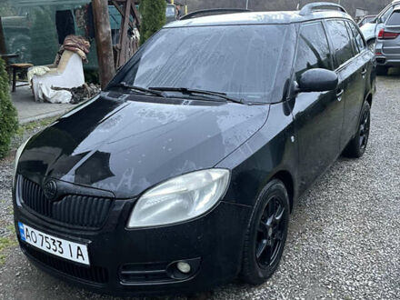 Чорний Шкода Фабія, об'ємом двигуна 1.42 л та пробігом 243 тис. км за 5000 $, фото 1 на Automoto.ua