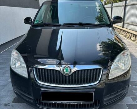 Черный Шкода Фабия, объемом двигателя 1.39 л и пробегом 222 тыс. км за 6000 $, фото 1 на Automoto.ua