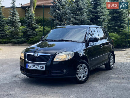 Черный Шкода Фабия, объемом двигателя 1.39 л и пробегом 170 тыс. км за 4900 $, фото 1 на Automoto.ua
