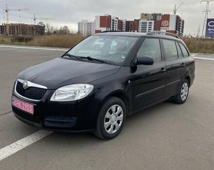 Чорний Шкода Фабія, об'ємом двигуна 1.4 л та пробігом 215 тис. км за 4950 $, фото 1 на Automoto.ua