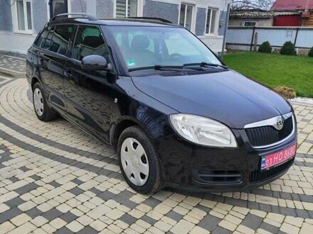 Черный Шкода Фабия, объемом двигателя 1.4 л и пробегом 212 тыс. км за 6200 $, фото 1 на Automoto.ua