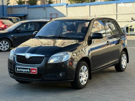 Черный Шкода Фабия, объемом двигателя 1.4 л и пробегом 203 тыс. км за 4940 $, фото 1 на Automoto.ua
