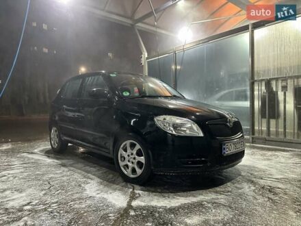 Черный Шкода Фабия, объемом двигателя 1.2 л и пробегом 224 тыс. км за 4700 $, фото 1 на Automoto.ua