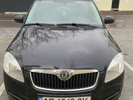 Черный Шкода Фабия, объемом двигателя 1.2 л и пробегом 174 тыс. км за 5193 $, фото 1 на Automoto.ua