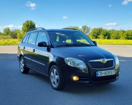 Черный Шкода Фабия, объемом двигателя 1.4 л и пробегом 240 тыс. км за 5500 $, фото 1 на Automoto.ua