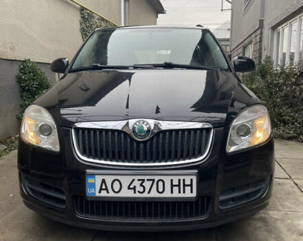 Черный Шкода Фабия, объемом двигателя 1.39 л и пробегом 227 тыс. км за 5100 $, фото 1 на Automoto.ua