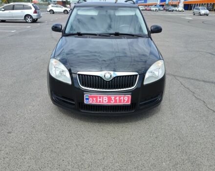Черный Шкода Фабия, объемом двигателя 1.6 л и пробегом 194 тыс. км за 5800 $, фото 1 на Automoto.ua