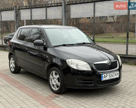 Черный Шкода Фабия, объемом двигателя 1.2 л и пробегом 190 тыс. км за 4200 $, фото 1 на Automoto.ua