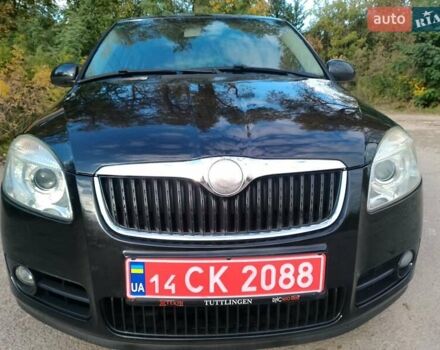 Черный Шкода Фабия, объемом двигателя 1.4 л и пробегом 135 тыс. км за 5500 $, фото 1 на Automoto.ua