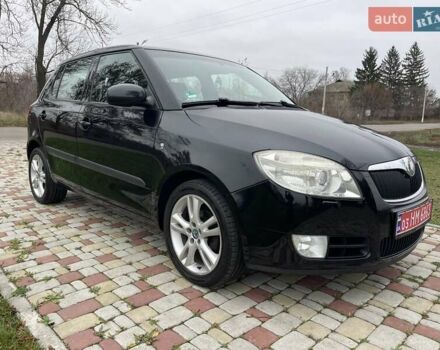 Черный Шкода Фабия, объемом двигателя 1.6 л и пробегом 190 тыс. км за 6400 $, фото 1 на Automoto.ua
