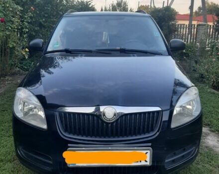 Черный Шкода Фабия, объемом двигателя 0 л и пробегом 2 тыс. км за 5500 $, фото 1 на Automoto.ua