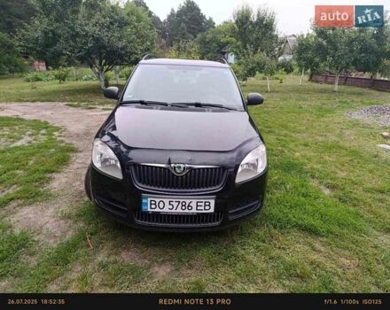 Черный Шкода Фабия, объемом двигателя 1.2 л и пробегом 225 тыс. км за 5300 $, фото 1 на Automoto.ua