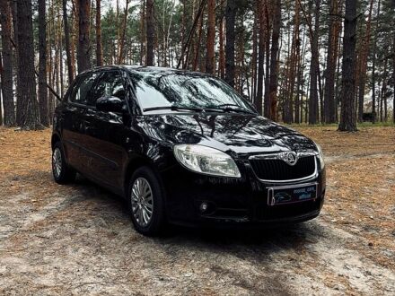 Шкода Фабия 2008 в Харькове на Automoto.ua Черный Шкода Фабия, объемом двигателя 1.4 л и пробегом 200 тыс. км за 5600 $, фото 1 на Automoto.ua