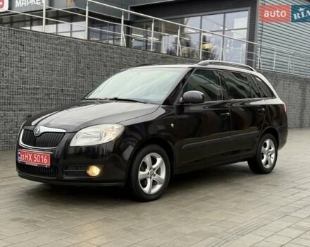Черный Шкода Фабия, объемом двигателя 1.39 л и пробегом 195 тыс. км за 5250 $, фото 1 на Automoto.ua