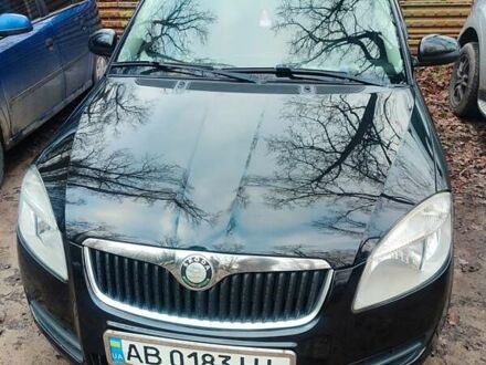 Черный Шкода Фабия, объемом двигателя 1.39 л и пробегом 228 тыс. км за 4000 $, фото 1 на Automoto.ua