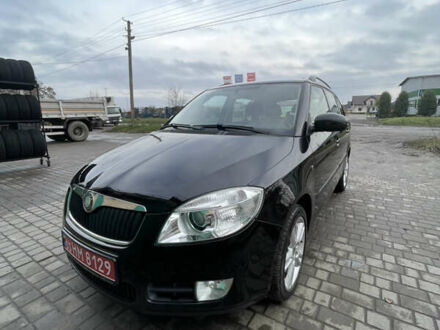 Черный Шкода Фабия, объемом двигателя 1.6 л и пробегом 212 тыс. км за 6100 $, фото 1 на Automoto.ua