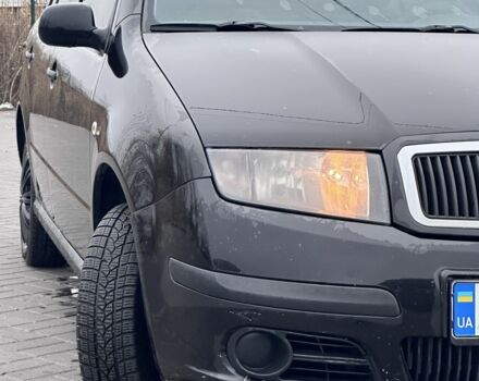 Чорний Шкода Фабія, об'ємом двигуна 1.2 л та пробігом 250 тис. км за 2850 $, фото 1 на Automoto.ua