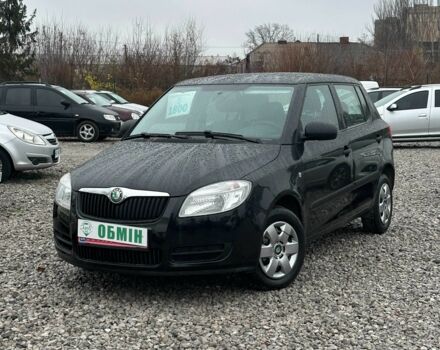 Черный Шкода Фабия, объемом двигателя 1.2 л и пробегом 184 тыс. км за 4600 $, фото 1 на Automoto.ua