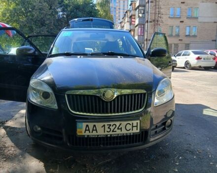 Чорний Шкода Фабія, об'ємом двигуна 1.4 л та пробігом 124 тис. км за 5650 $, фото 1 на Automoto.ua
