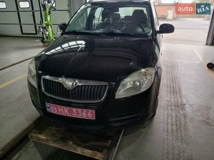 Шкода Фабия 2009 в Чернигове на Automoto.ua Черный Шкода Фабия, объемом двигателя 1.4 л и пробегом 194 тыс. км за 5700 $, фото 1 на Automoto.ua