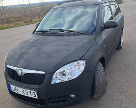 Черный Шкода Фабия, объемом двигателя 0 л и пробегом 400 тыс. км за 2550 $, фото 1 на Automoto.ua