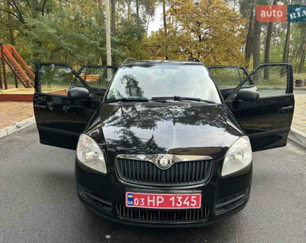 Черный Шкода Фабия, объемом двигателя 1.39 л и пробегом 161 тыс. км за 5550 $, фото 1 на Automoto.ua