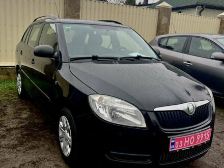 Черный Шкода Фабия, объемом двигателя 1.39 л и пробегом 201 тыс. км за 6300 $, фото 1 на Automoto.ua