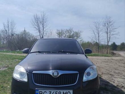 Шкода Фабія 2009 у Жовкві на Automoto.ua Чорний Шкода Фабія, об'ємом двигуна 1.42 л та пробігом 227 тис. км за 5100 $, фото 1 на Automoto.ua