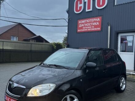 Шкода Фабия 2009 в Горохов на Automoto.ua Черный Шкода Фабия, объемом двигателя 1.4 л и пробегом 192 тыс. км за 4999 $, фото 1 на Automoto.ua