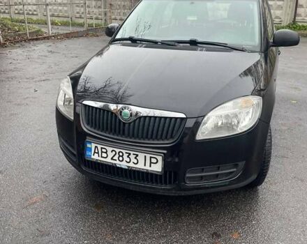 Черный Шкода Фабия, объемом двигателя 1.39 л и пробегом 245 тыс. км за 5300 $, фото 1 на Automoto.ua