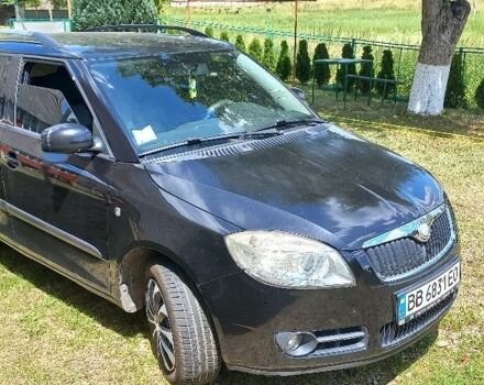 Черный Шкода Фабия, объемом двигателя 1.4 л и пробегом 260 тыс. км за 5200 $, фото 1 на Automoto.ua