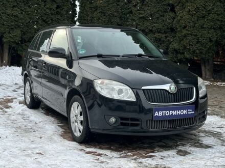 Чорний Шкода Фабія, об'ємом двигуна 1.4 л та пробігом 200 тис. км за 5500 $, фото 1 на Automoto.ua