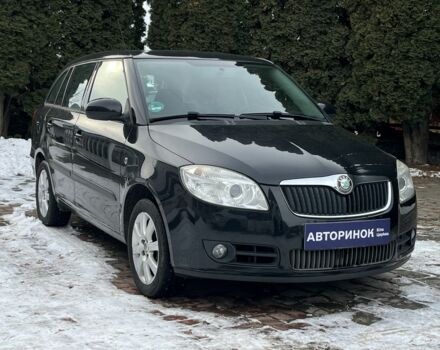 Чорний Шкода Фабія, об'ємом двигуна 1.4 л та пробігом 200 тис. км за 5500 $, фото 1 на Automoto.ua