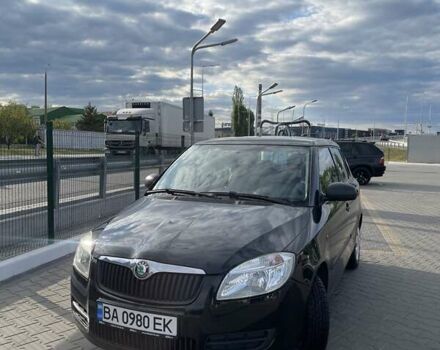 Черный Шкода Фабия, объемом двигателя 1.2 л и пробегом 145 тыс. км за 4500 $, фото 1 на Automoto.ua