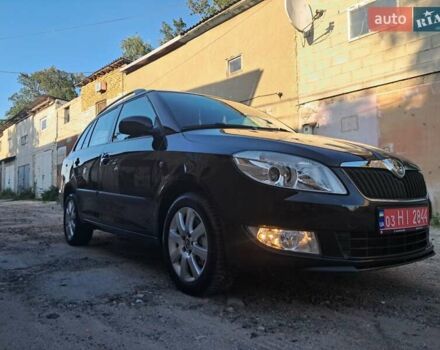 Черный Шкода Фабия, объемом двигателя 1.2 л и пробегом 233 тыс. км за 6500 $, фото 1 на Automoto.ua