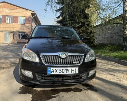 Черный Шкода Фабия, объемом двигателя 1.2 л и пробегом 257 тыс. км за 5450 $, фото 1 на Automoto.ua