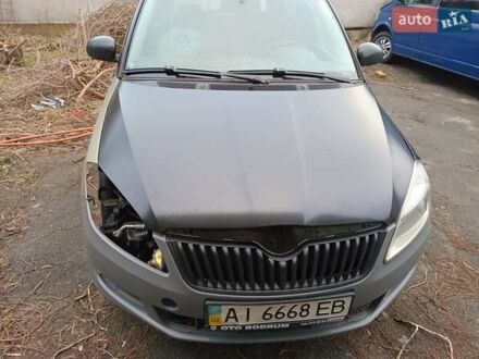 Шкода Фабія 2011 у Києві на Automoto.ua Чорний Шкода Фабія, об'ємом двигуна 1.39 л та пробігом 300 тис. км за 3100 $, фото 1 на Automoto.ua