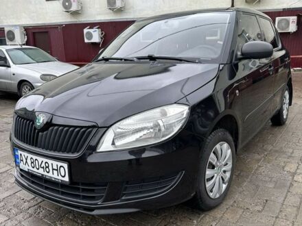 Чорний Шкода Фабія, об'ємом двигуна 1.2 л та пробігом 107 тис. км за 5500 $, фото 1 на Automoto.ua
