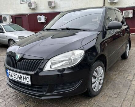 Черный Шкода Фабия, объемом двигателя 1.2 л и пробегом 107 тыс. км за 5500 $, фото 1 на Automoto.ua