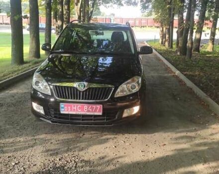 Черный Шкода Фабия, объемом двигателя 1.2 л и пробегом 246 тыс. км за 5300 $, фото 1 на Automoto.ua