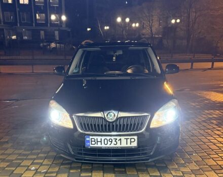 Черный Шкода Фабия, объемом двигателя 1.2 л и пробегом 215 тыс. км за 5900 $, фото 1 на Automoto.ua