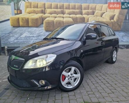 Черный Шкода Фабия, объемом двигателя 1.4 л и пробегом 227 тыс. км за 6600 $, фото 1 на Automoto.ua