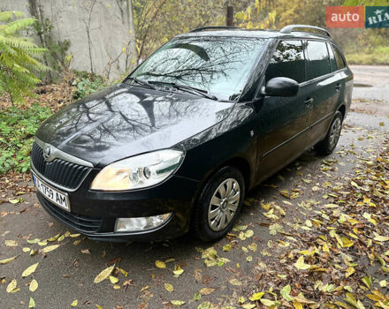 Черный Шкода Фабия, объемом двигателя 1.6 л и пробегом 296 тыс. км за 5000 $, фото 1 на Automoto.ua