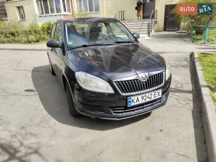 Чорний Шкода Фабія, об'ємом двигуна 1.2 л та пробігом 246 тис. км за 5600 $, фото 1 на Automoto.ua