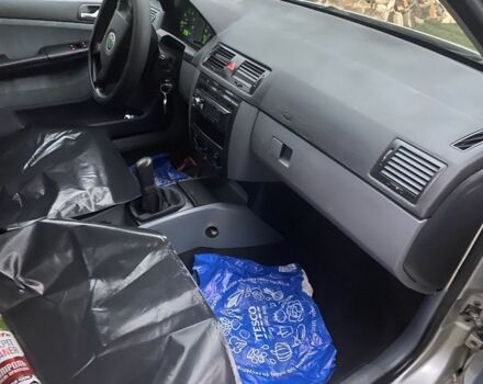 Коричневый Шкода Фабия, объемом двигателя 0 л и пробегом 300 тыс. км за 1500 $, фото 3 на Automoto.ua