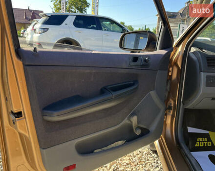 Коричневый Шкода Фабия, объемом двигателя 1.4 л и пробегом 229 тыс. км за 2800 $, фото 7 на Automoto.ua