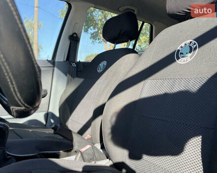 Коричневый Шкода Фабия, объемом двигателя 1.4 л и пробегом 229 тыс. км за 2800 $, фото 9 на Automoto.ua