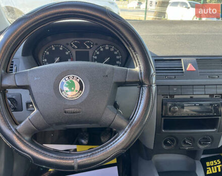 Коричневый Шкода Фабия, объемом двигателя 1.4 л и пробегом 229 тыс. км за 2800 $, фото 16 на Automoto.ua